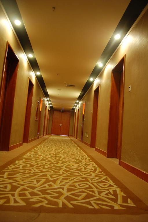 Jardin Secret Hotel Лхаса Екстериор снимка